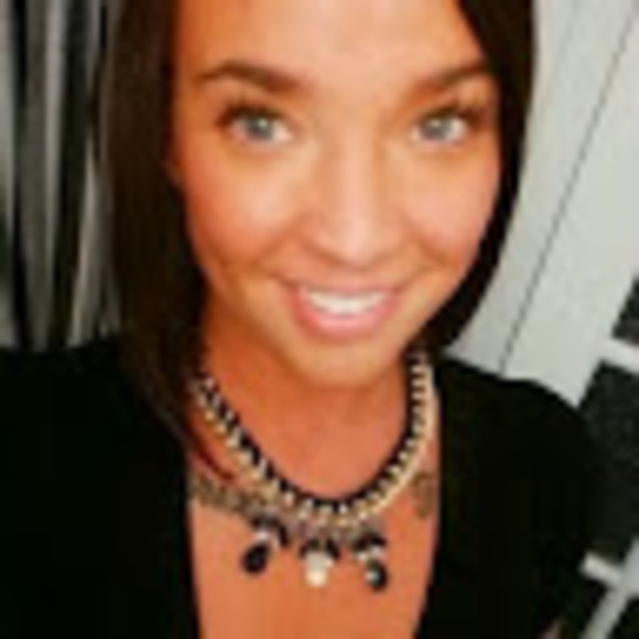 Meet your Posher, Miranda - Picture 1 of 1